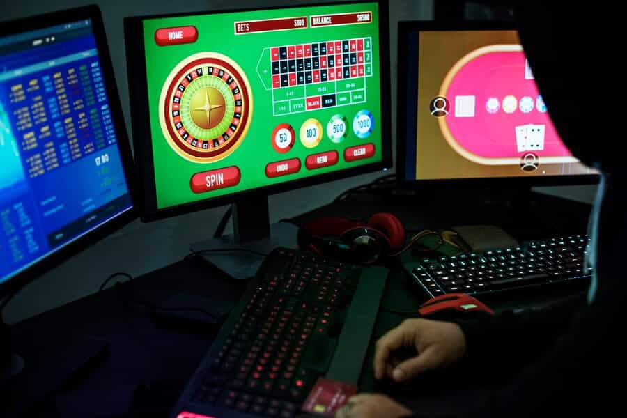 The Role of Webhooks and REST APIs in Modern Betting Software Architecture